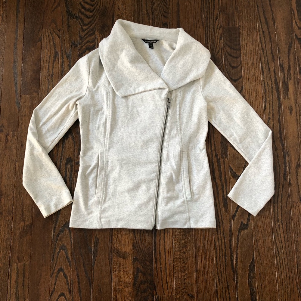 Banana Republic Women’s XS Gray Cowl Neck Asymmetrical Sweatshirt Jacket Pockets